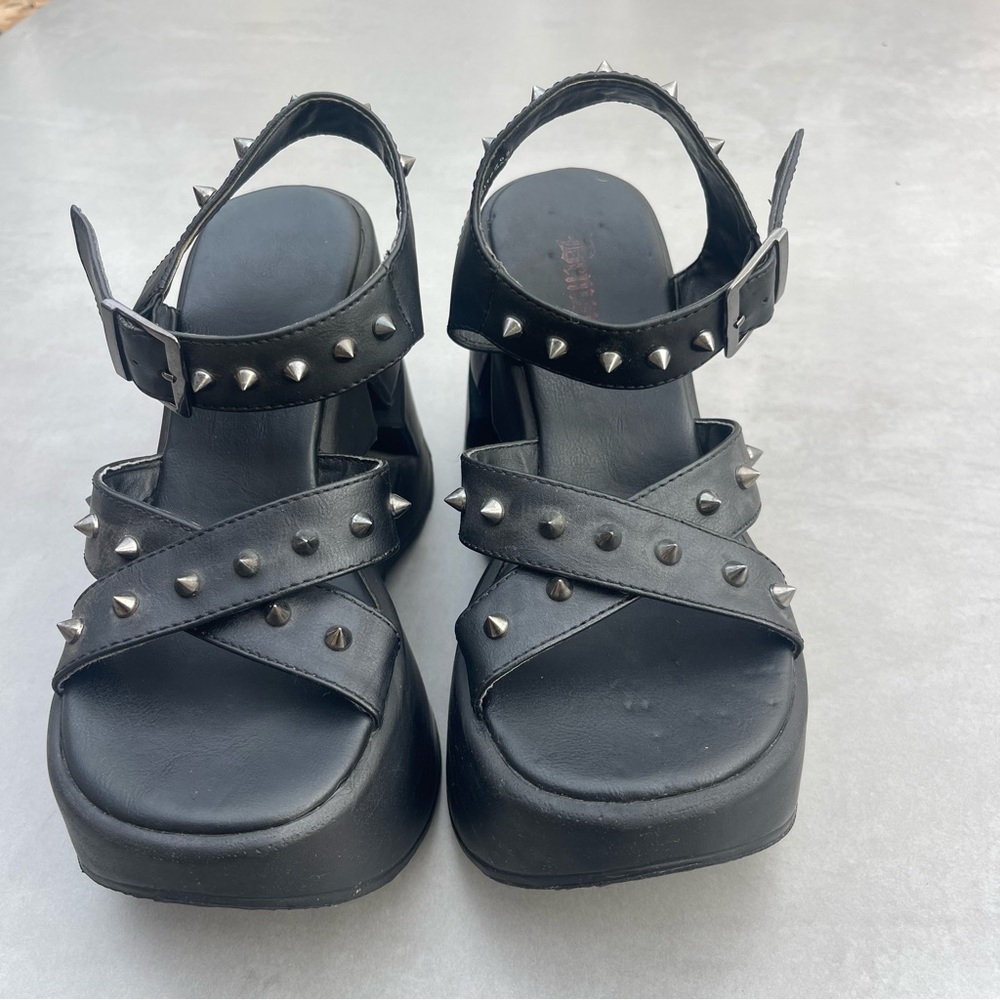 Demonia Dynamite 02 Platform Sandals - Picture 6 of 6